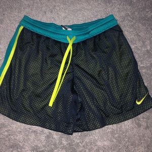 dri-fit nike athletic shorts